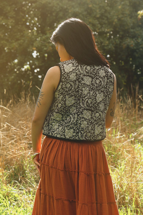 The Priya Vest - Noir