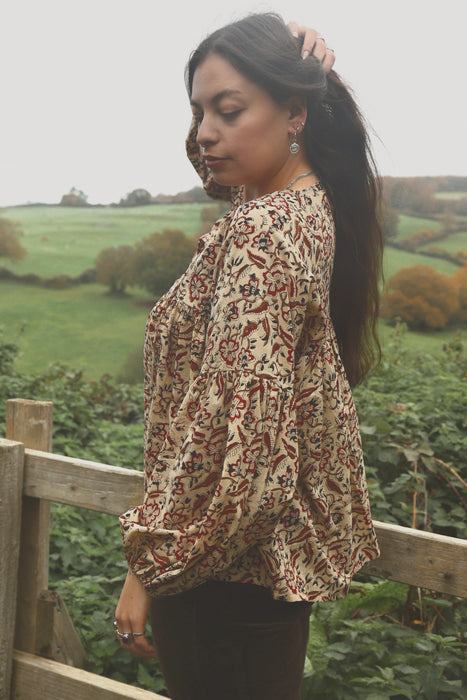 The Isha Blouse - Cream/Rouge/Noir