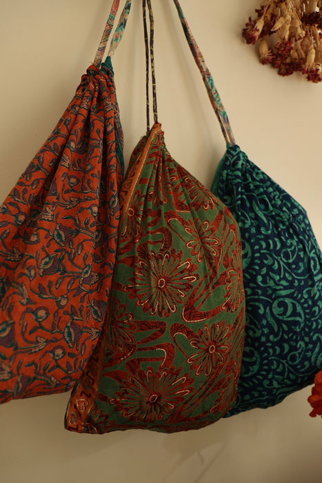 GIFT BAGS - 5 / 10 Silk Saree Bags