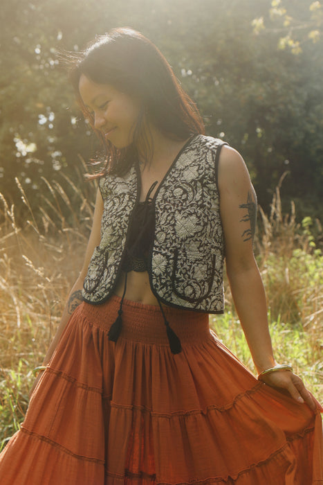 The Priya Vest - Noir