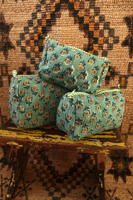Block Print Washbag - Mint Flowers