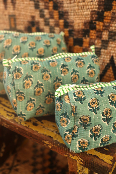 Block Print Washbag - Mint Flowers